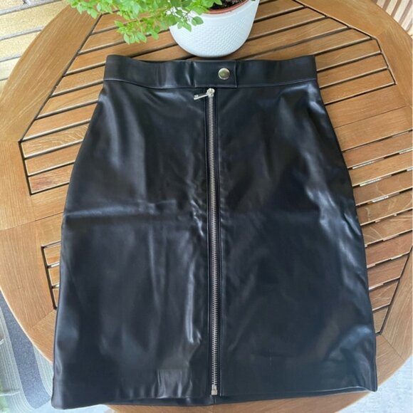 DYNAMITE Vegan Leather Zipper Skirt - Picture 2 of 4